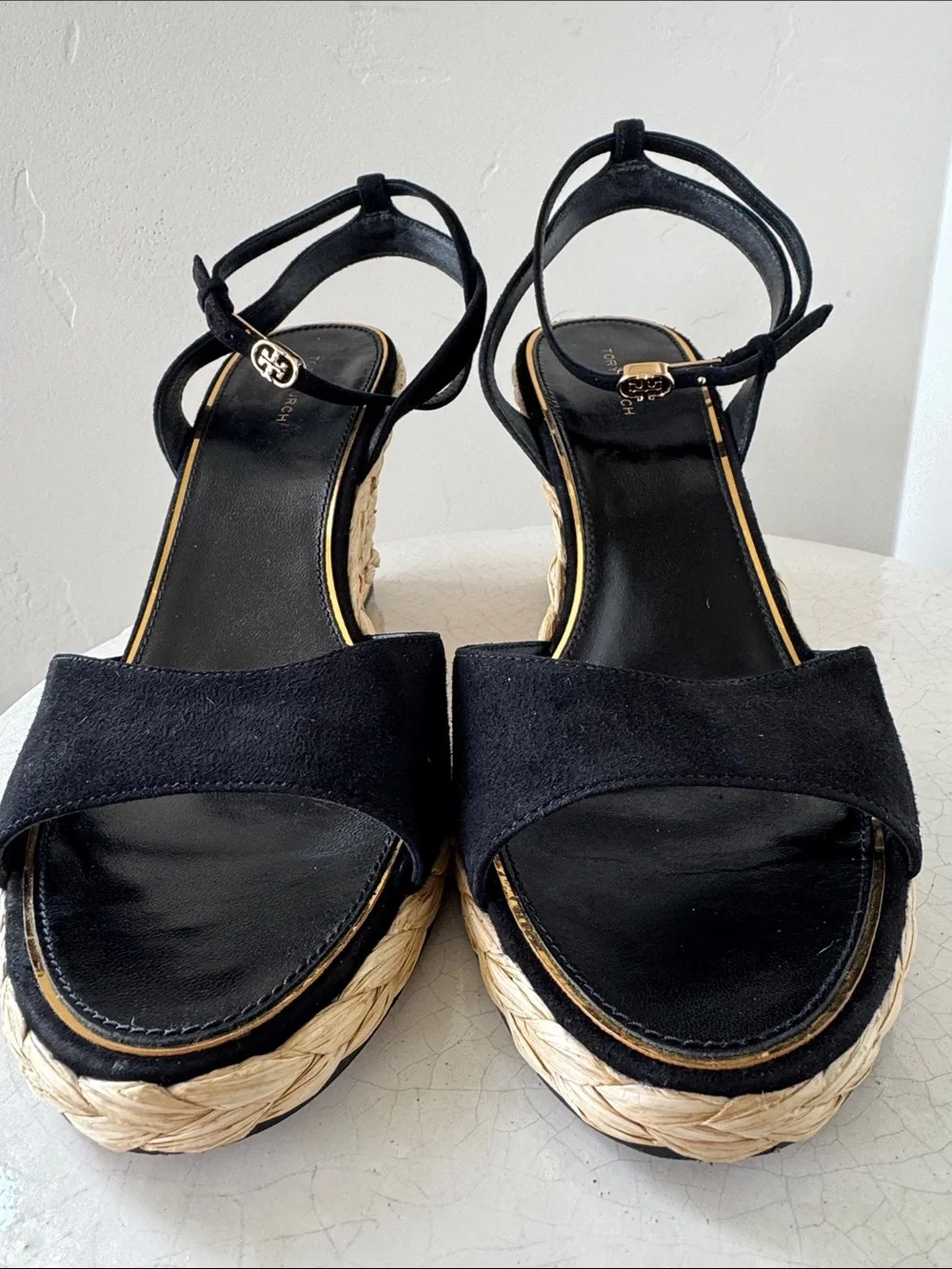 Tory Burch Black Leather Suede Espadrille Wedge Sandals Gold Accents Size 10 EUC